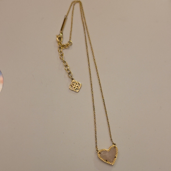 Kendra Scott Jewelry - Kendra Scott Rose Quartz Heart Pendant Necklace